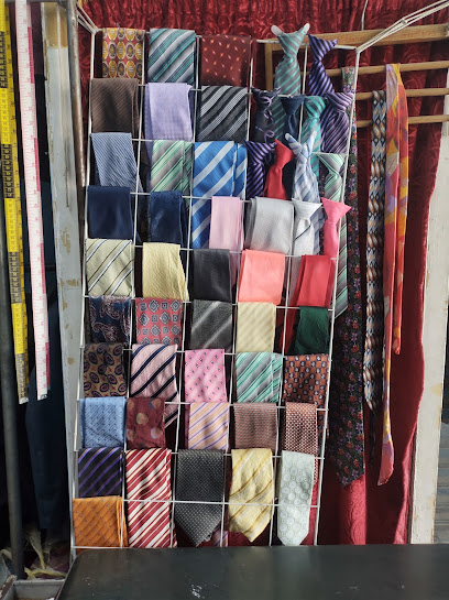 ALQUILER Y VENTA DE TRAJES (JEAN CARLO) en Ecatepec de Morelos