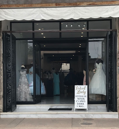 Adrys Renta y venta de vestidos y trajes en El Grullo