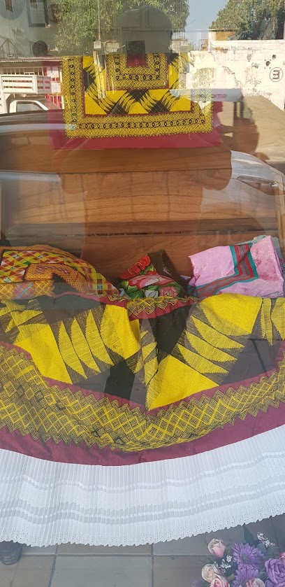 Disenos y venta de trajes regionales Guie_bani en Juchitan de Zaragoza