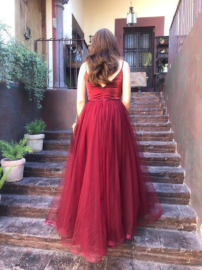 KARVI Renta de vestidos en Los Mochis