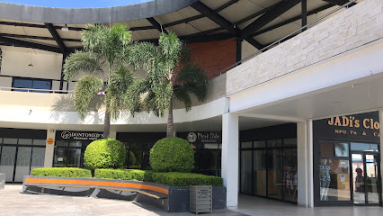 Plaza Comercial Villa de Santa Elena en Cdad. Fernandez
