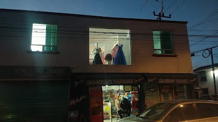 Renta de trajes regionales y nacionales artesanias oaxaquenas en San Jeronimo Chicahualco