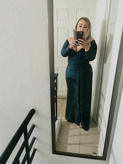 Renta y venta de vestidos y trajes OZLEM en Juarez