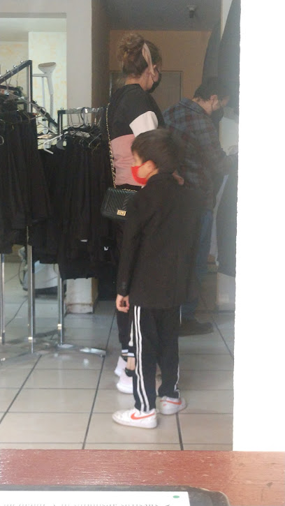 Saribel Renta de Trajes en Saltillo