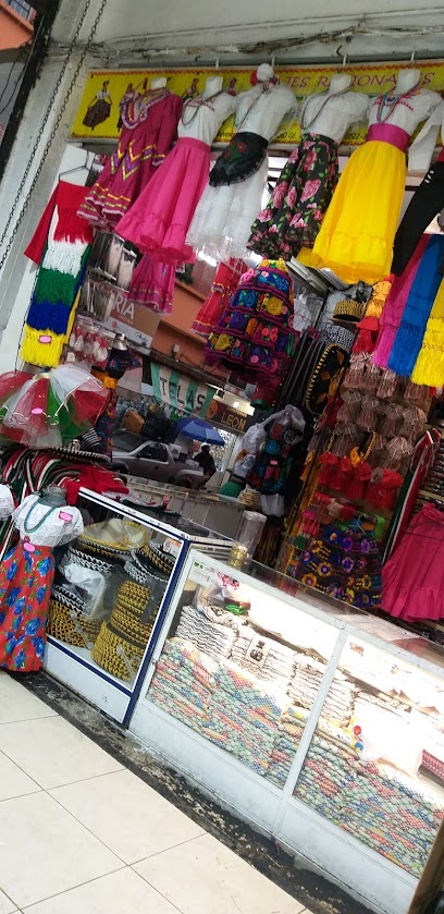 Trajes Labrydian en Cuauhtemoc